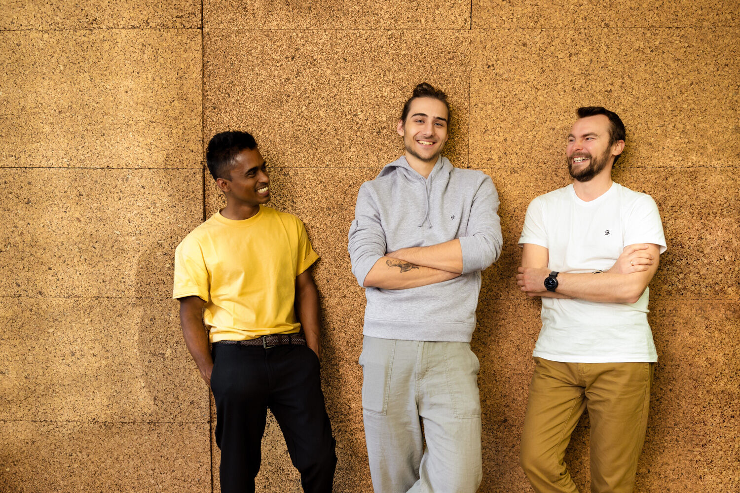 Symbol photo showing the office mood